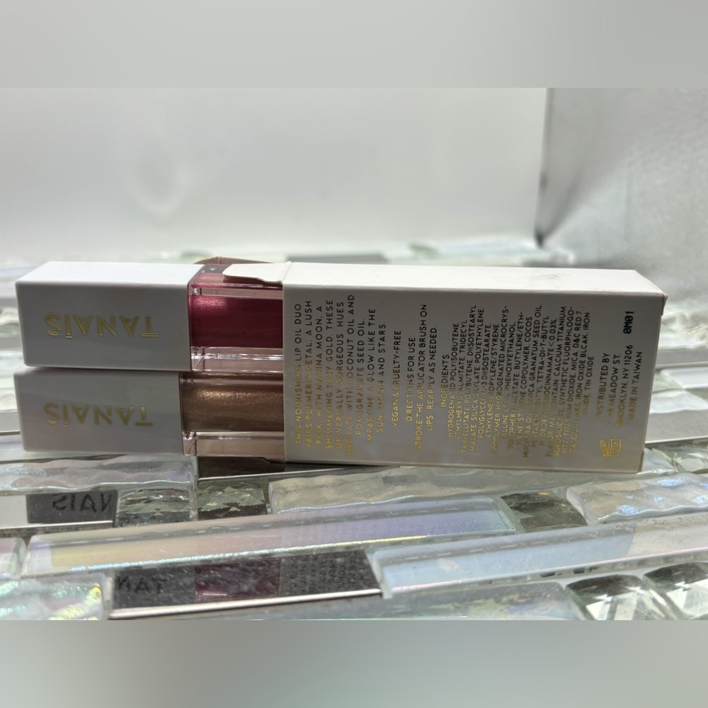 Lip Gloss
LIP OIL DUO
Sephora Tanais “SUNSET TO STARS
Brand New - Picture 3 of 10